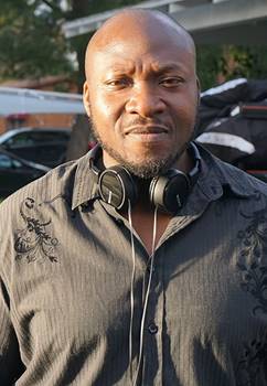 A picture containing person, person, outdoorDescription automatically generated