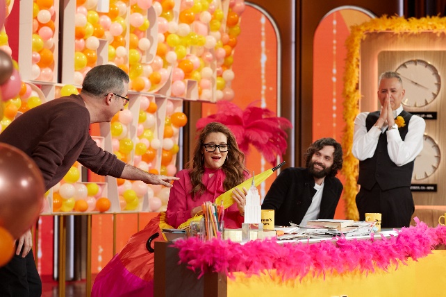 Paramount Press Express | The Drew Barrymore Show: DREW'S BIRTHDAY SURPRISE SHOW FEATURING SURPRISES FROM PENN BADGLEY, JOHN OLIVER AND RACHEL DRATCH! Paramount Press Express | The Drew Barrymore Show: DREW'S BIRTHDAY SURPRISE SHOW FEATURING SURPRISES FROM PENN BADGLEY, JOHN OLIVER AND RACHEL DRATCH!