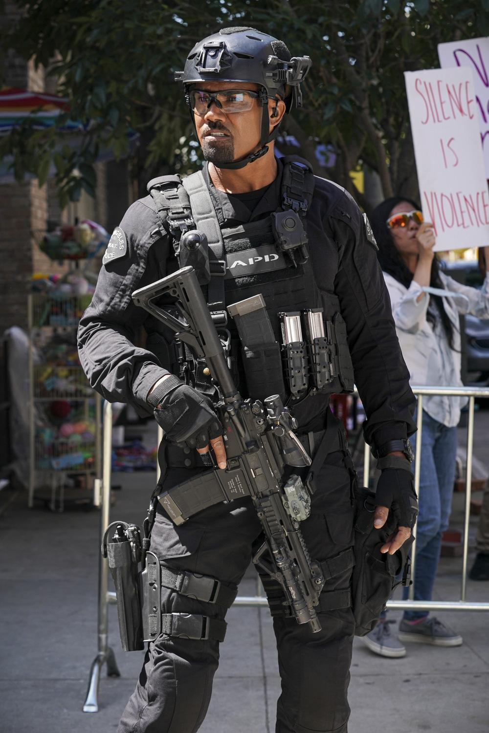 Lapd Swat Uniform