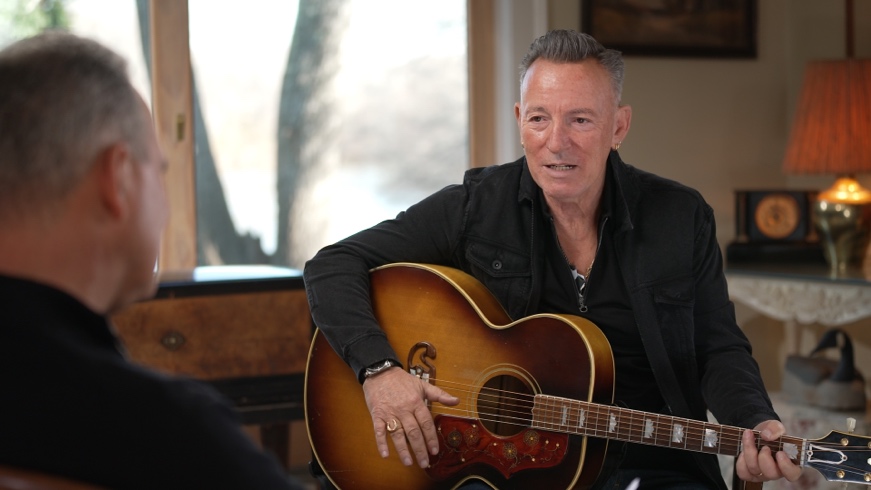 Paramount Press Express | BRUCE SPRINGSTEEN IS PACKING ARENAS AROUND ...